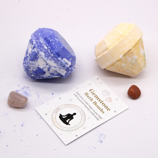 „Moc perfum czarownicy- Zaklęty Klejnot” – Magiczny Diament do Kąpieli Pozwól, by kamień sam Cię wybrał…
