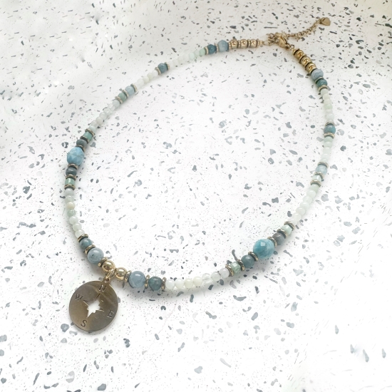 Naszyjnik z różą wiatrów