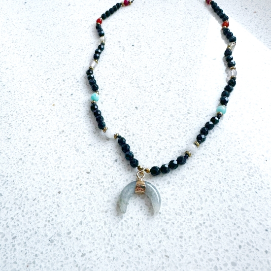 Lunula z labradorytu