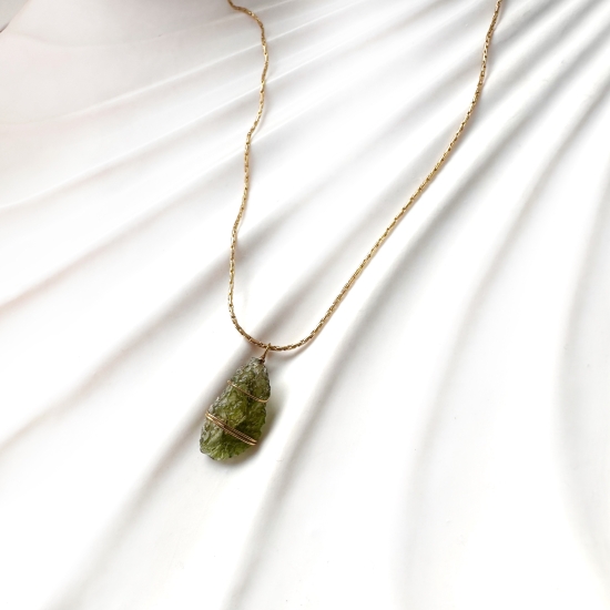 Mołdawit- naszyjnik silnej transformacji