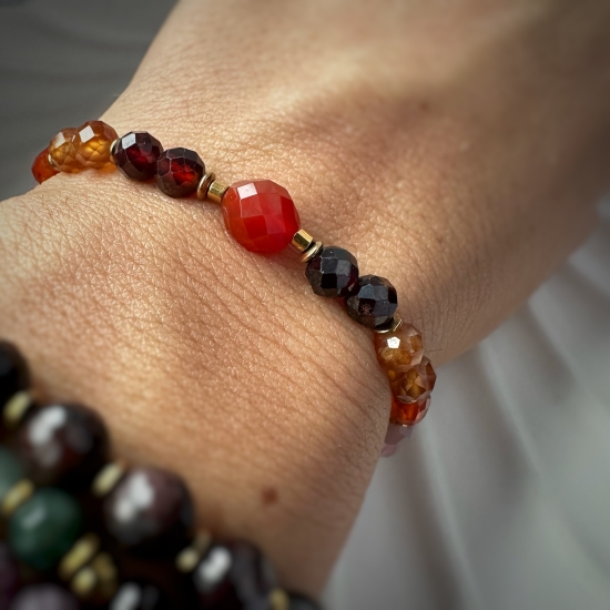 Bransoletka „Kod Ognistej Miłości” – pasja, namiętność i odwaga serca