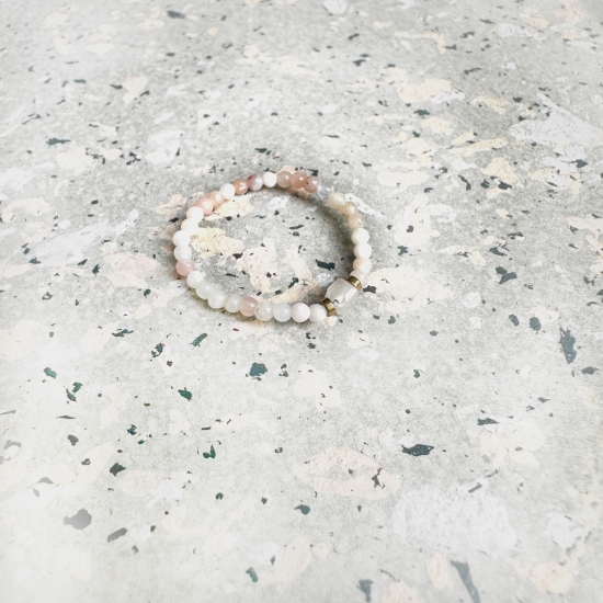 Pierścionek Wibracja Miłości z opalem różowym